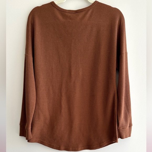 Amazon Waffle Knit Thermal Long Sleeve Shirt, Burnt Orange/Brown, Size Medium - Picture 11 of 16